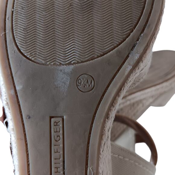 Current $89 Tommy Hilfiger Nilsa Closed Toe Espadrille Wedge Sandals 9.5‎ Summer - Picture 9 of 11